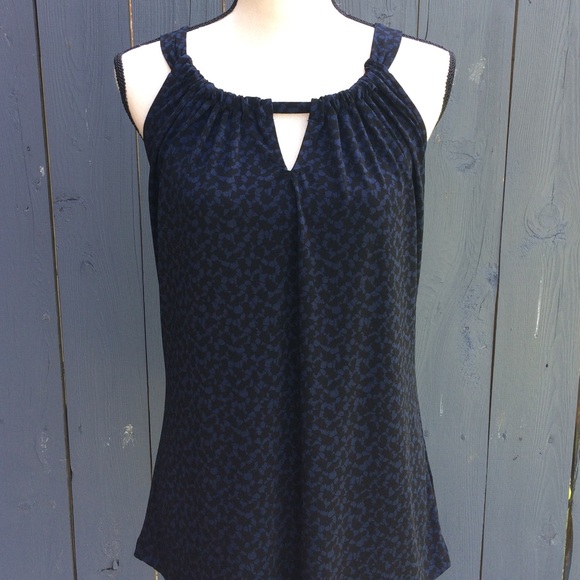 Banana Republic Tops - 💕Banana Republic Blue and Black Tank M